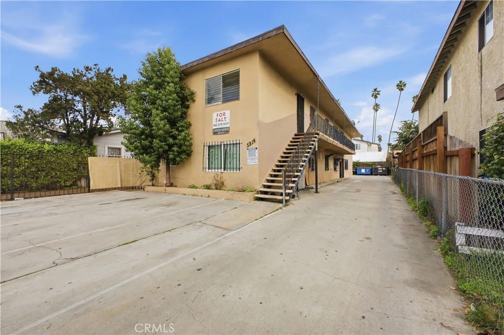 5914 S Hoover Street, Los Angeles, CA 90044 — photo 1
