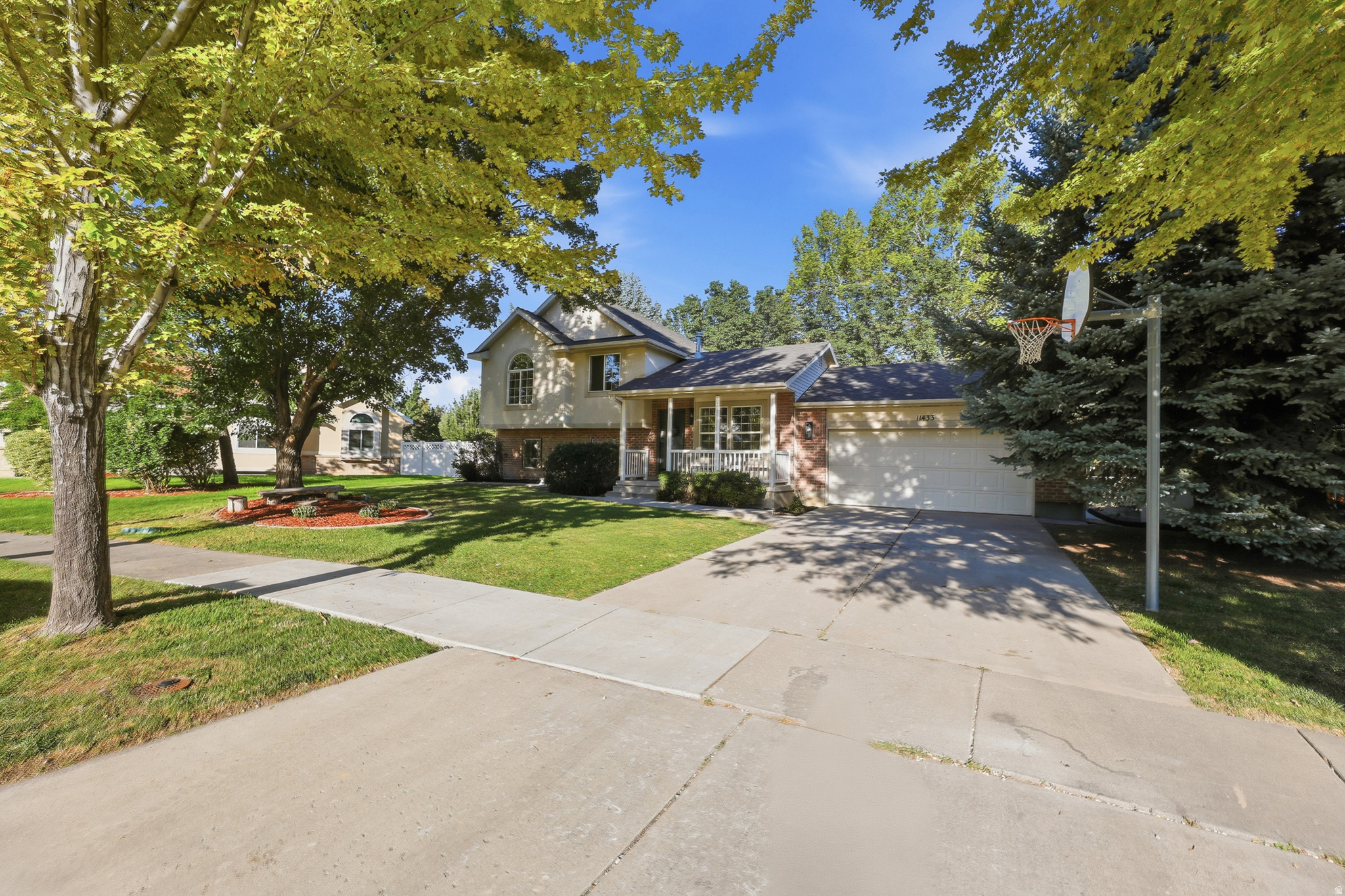 11433 S RASPBERRY CT, Draper, UT 84020 — photo 1