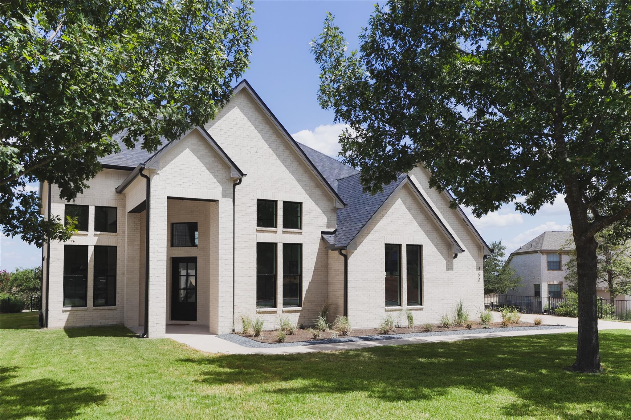 104  Whitley Dr, Austin, TX 78738 — photo 1