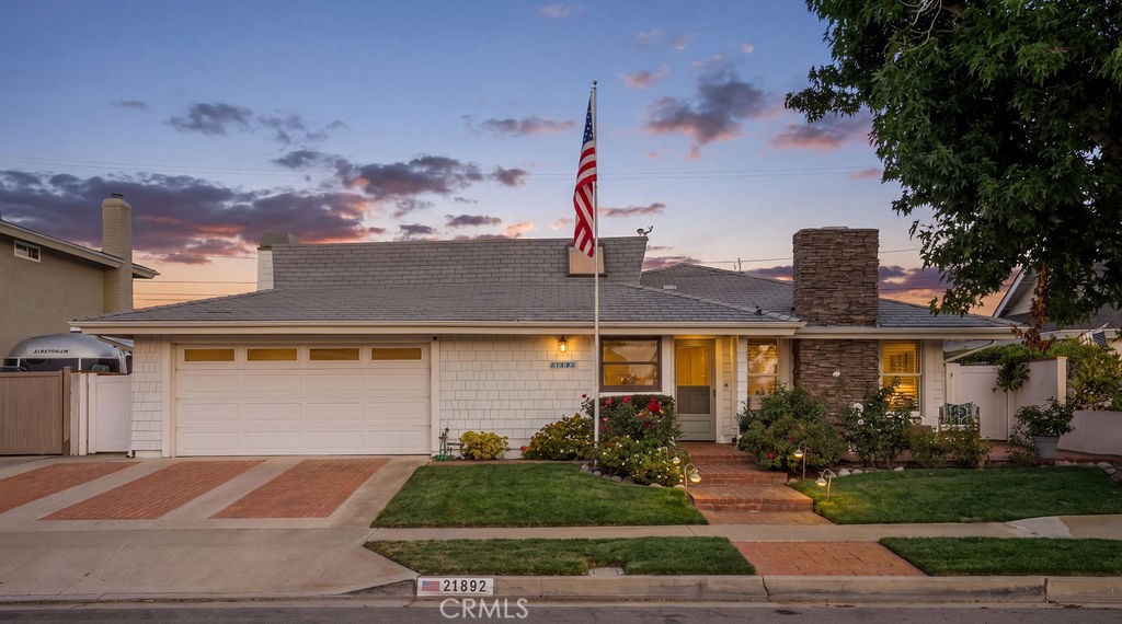 21892 Kaneohe, Huntington Beach, CA 92646 — photo 1