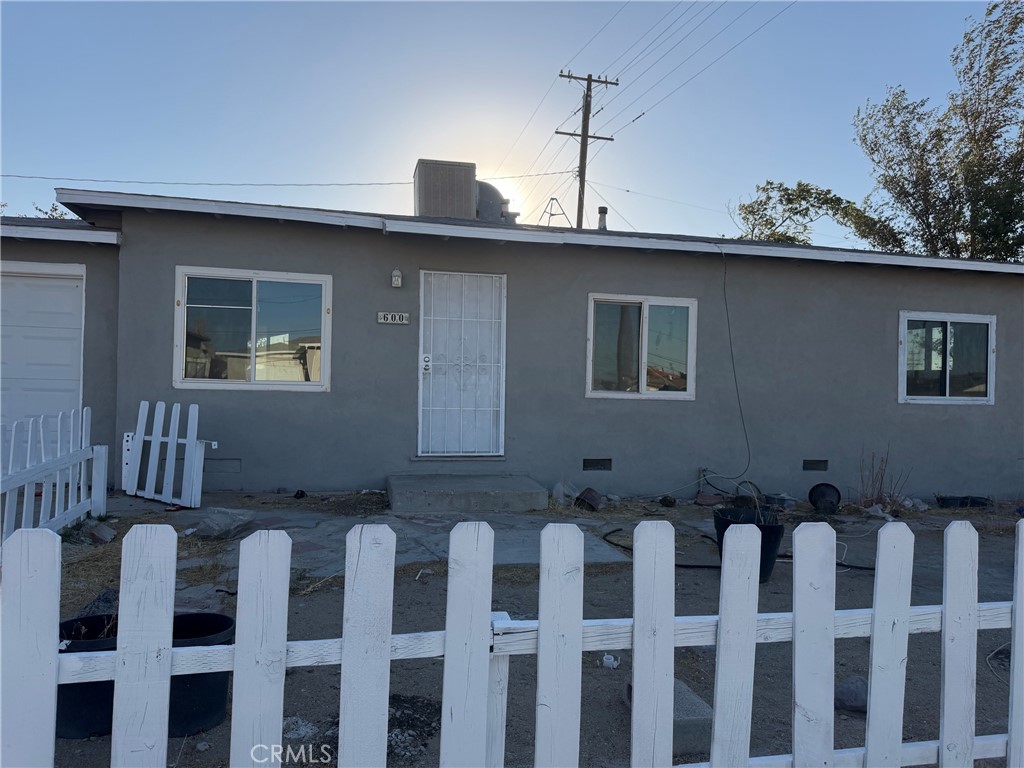 600 Kathleen, Barstow, CA 92311 — photo 1