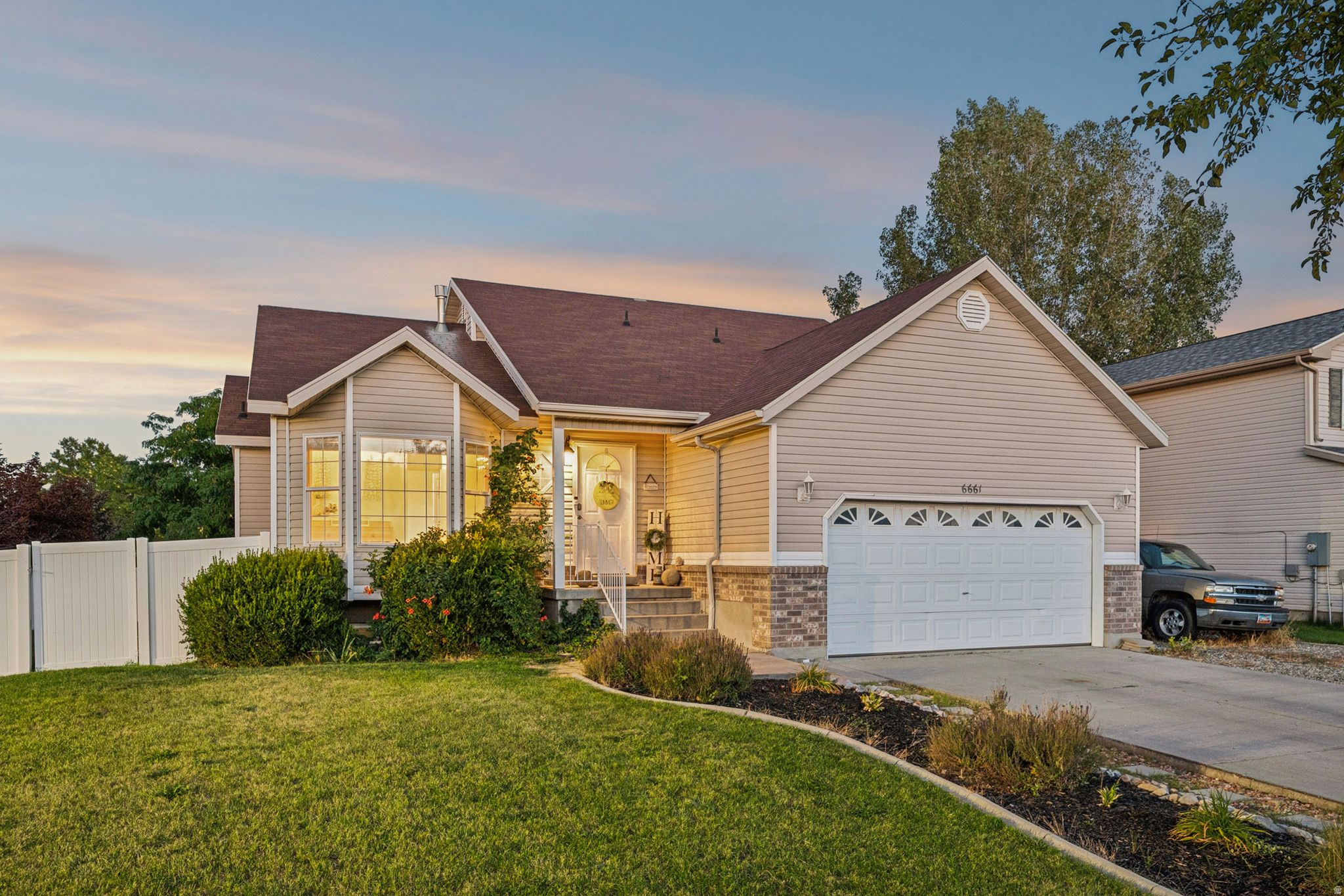 6661 S AUGUST LN, West Jordan, UT 84081 — photo 1