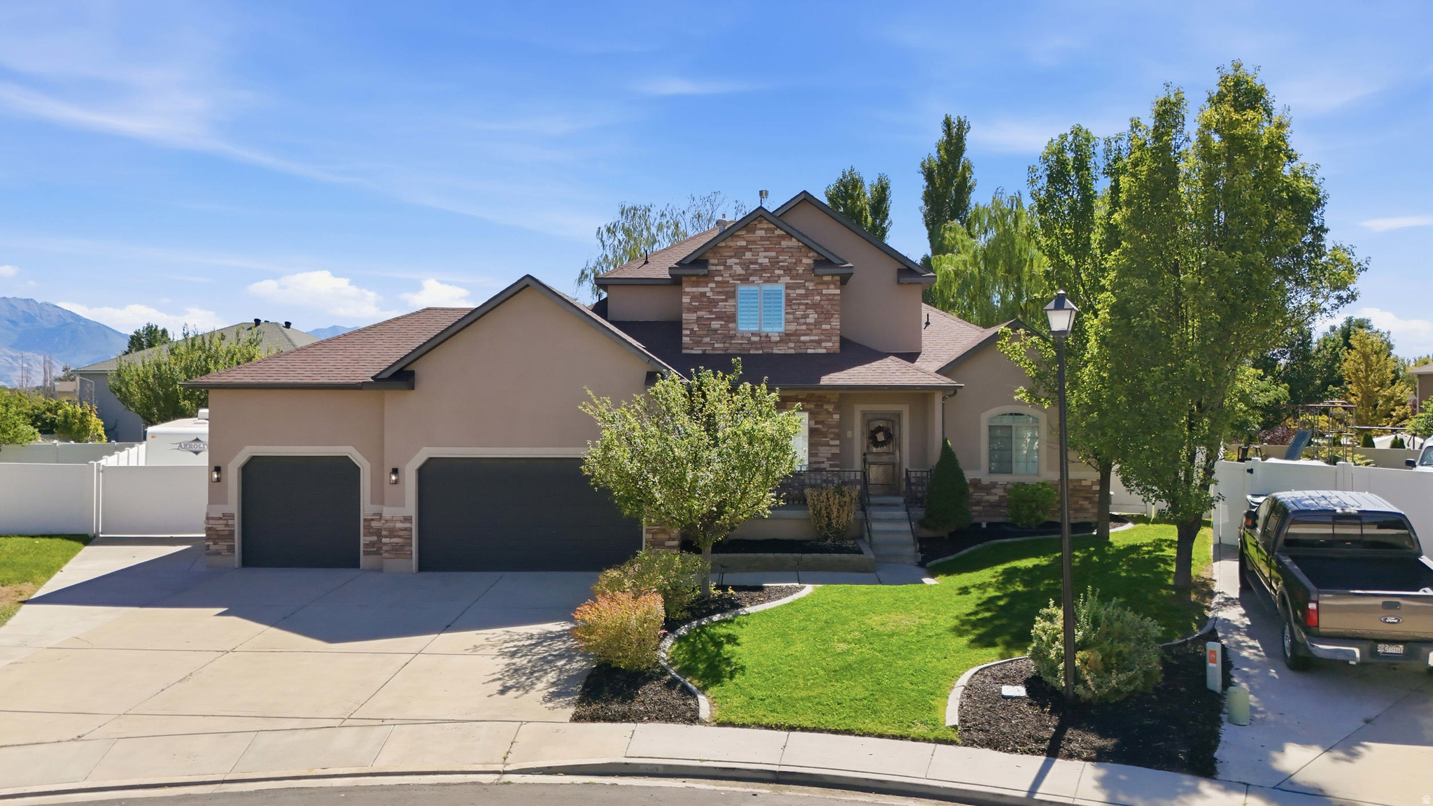 343 S WILLOW REED DR, Lehi, UT 84043 — photo 1