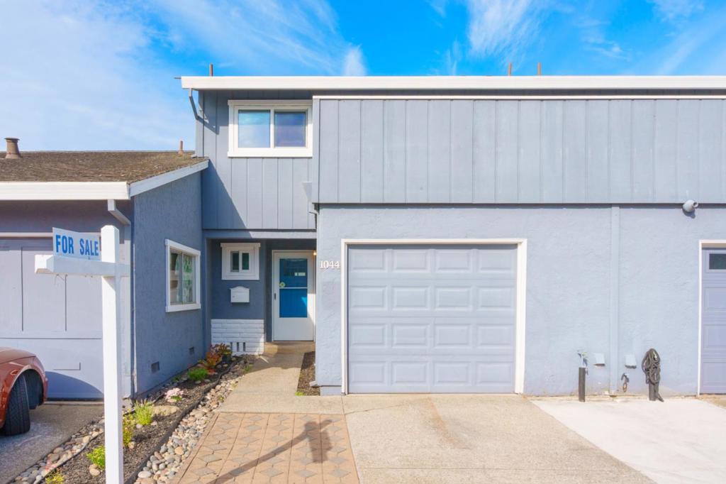 1044 Suzanne Court