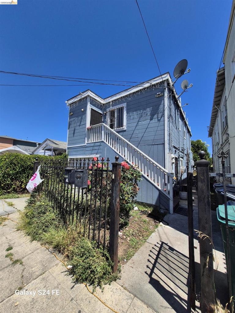 1626 46Th Ave, Oakland, CA 94601 — photo 1