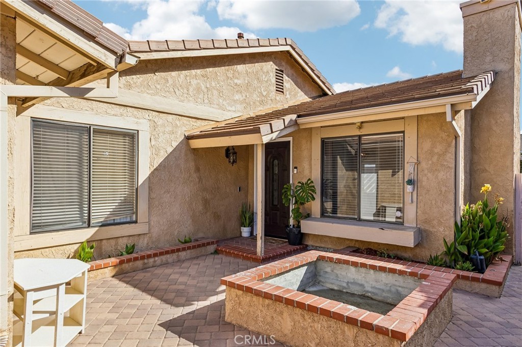 25916 Pueblo, Valencia, CA 91355 — photo 1