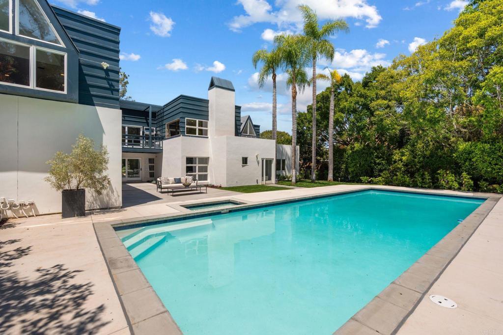 4557 Vista De La Tierra, Del Mar, CA 92014 — photo 1