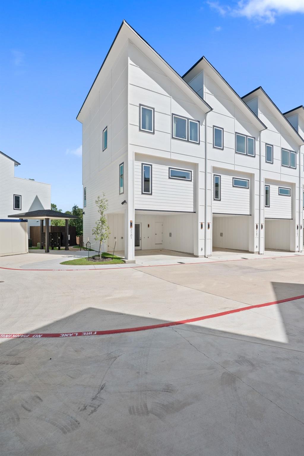 5201 E Martin Luther King Jr Blvd #7103, Austin, TX 78721 — photo 1