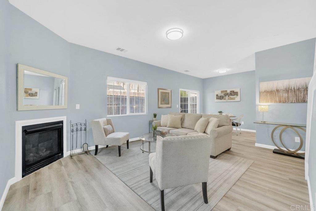 467 Calle Elagante, Vista, CA 92083 — photo 1