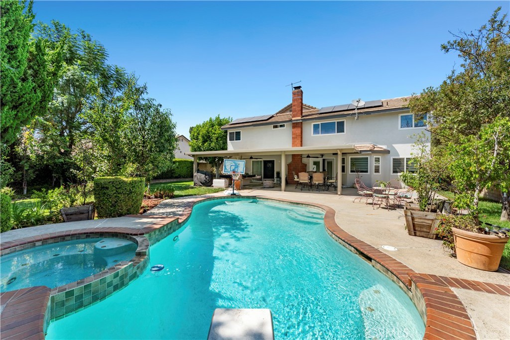 912 Pineridge, Upland, CA 91784 — photo 1