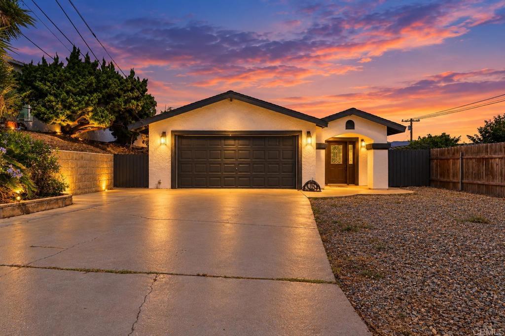 1009 Paraiso Avenue