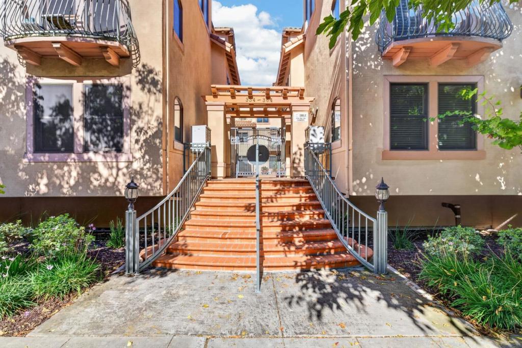 358 Bryant Street