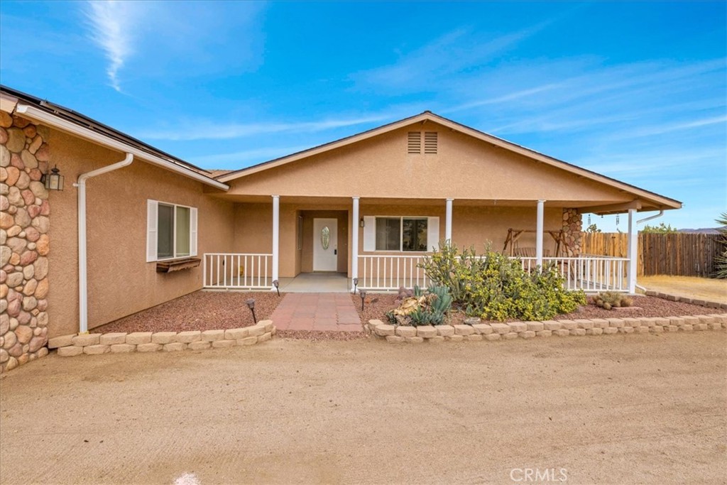 5281 Wallaby, Yucca Valley, CA 92284 — photo 1