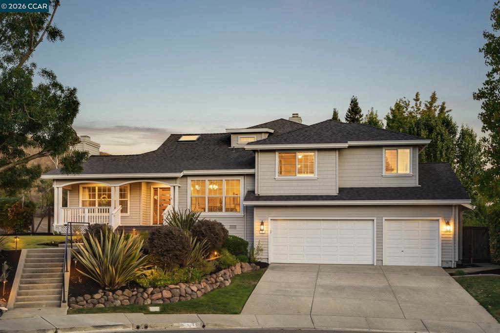 7 Eastward Ln