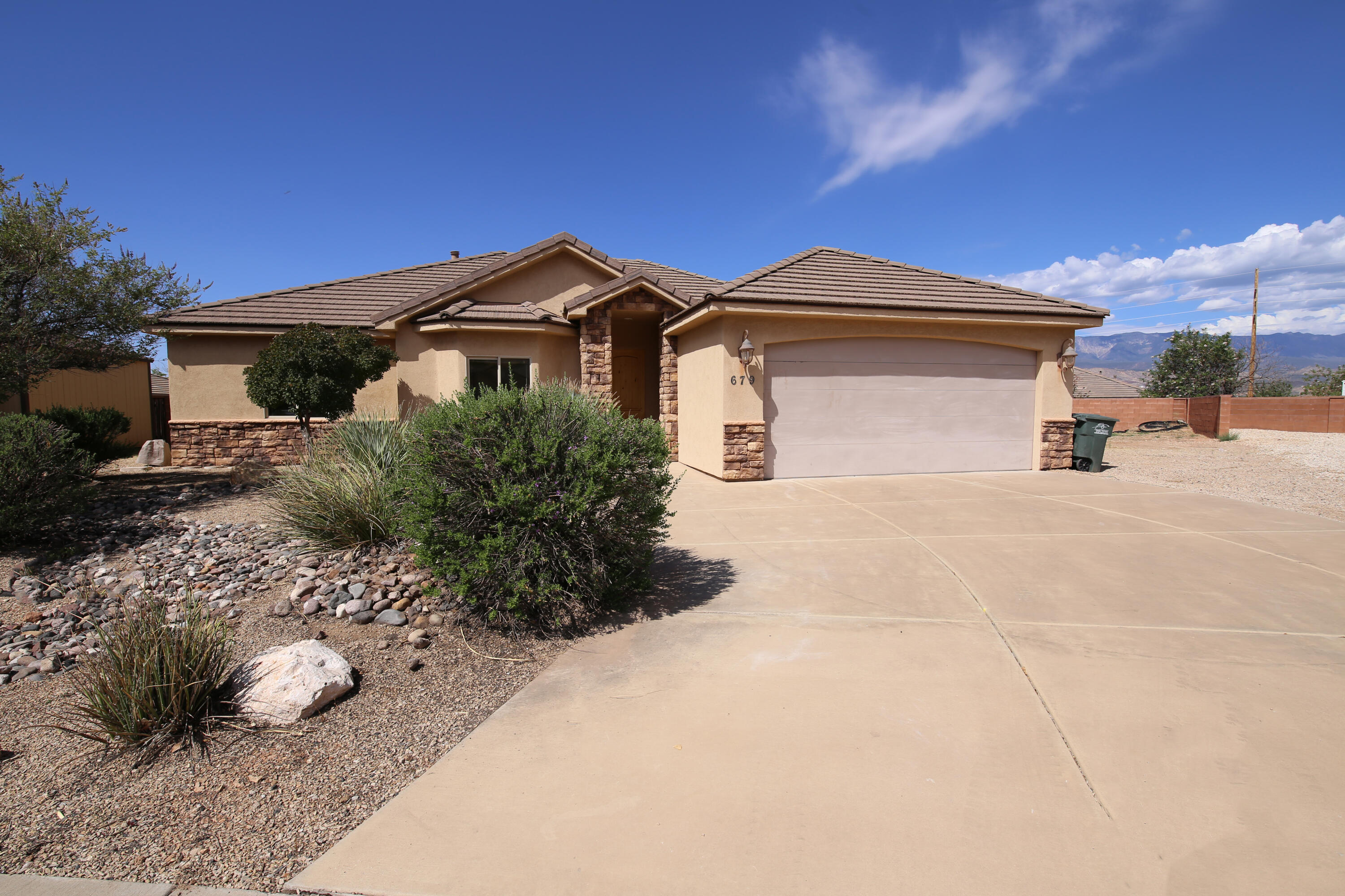 679 N 75 E, La Verkin, UT 84745