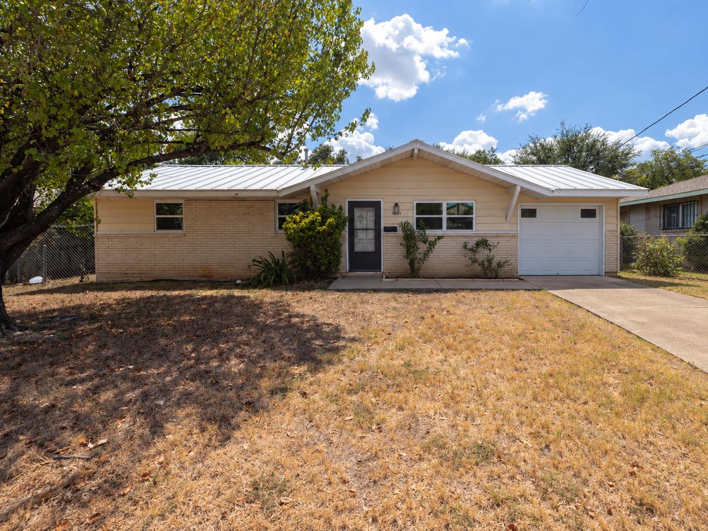 1611  Wheless Ln, Austin, TX 78723 — photo 1