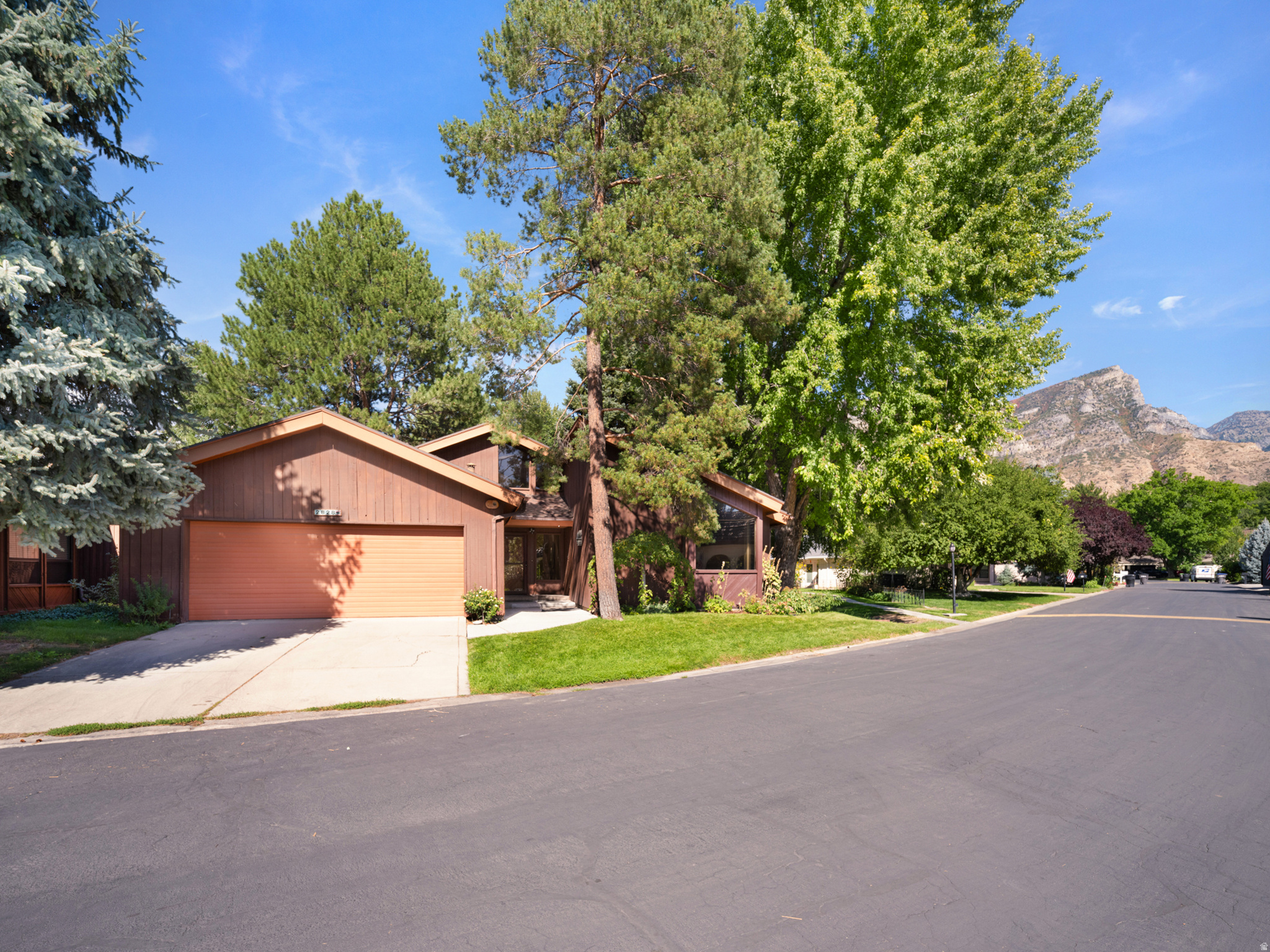 2828  MARRCREST