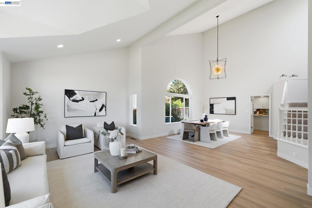 47 Palacio Ct
