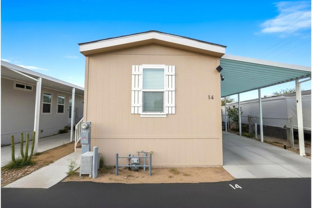 15687 Palm Drive 14