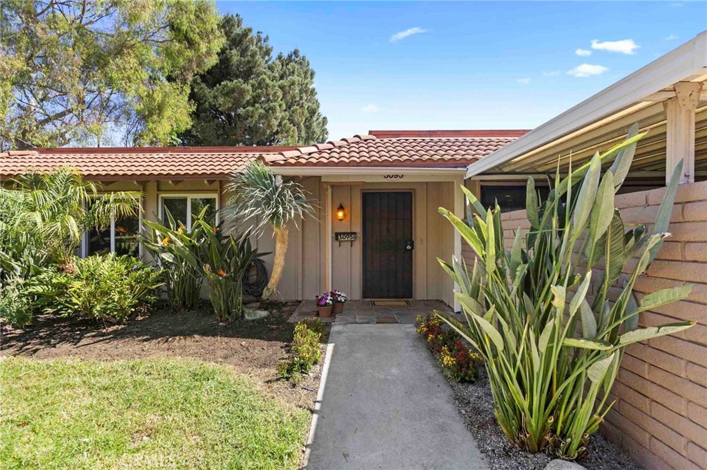 3095 N Via Serena B, Laguna Woods, CA 92637 — photo 1