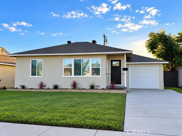 13916 Leibacher Ave