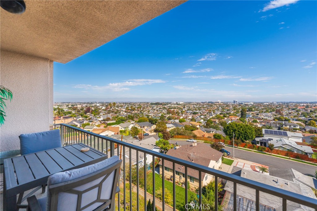 1108 Camino Real 407