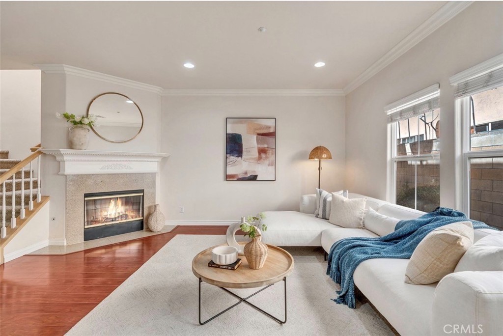 5241 Rosemead Boulevard C