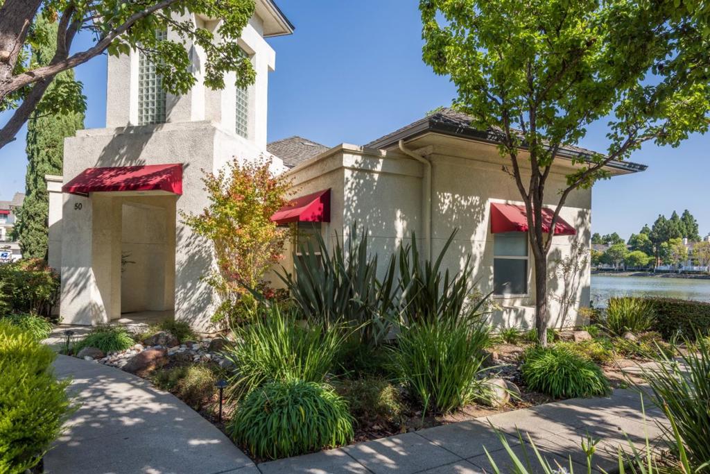 500 Baltic Circle 524