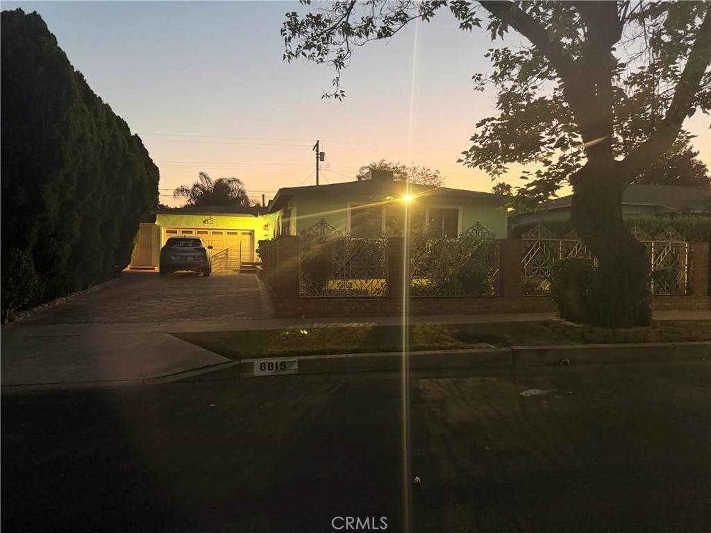 8815 Wakefield Avenue, Panorama City, CA 91402 — photo 1