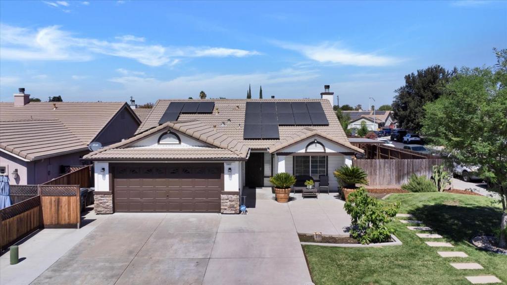 1093 Lambdin Street