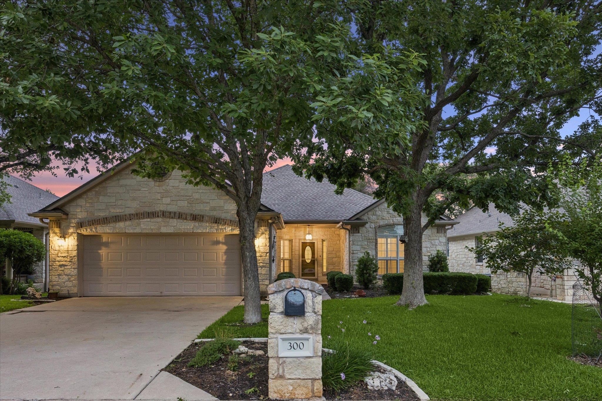 300  Brazos Dr, Georgetown, TX 78628 — photo 1