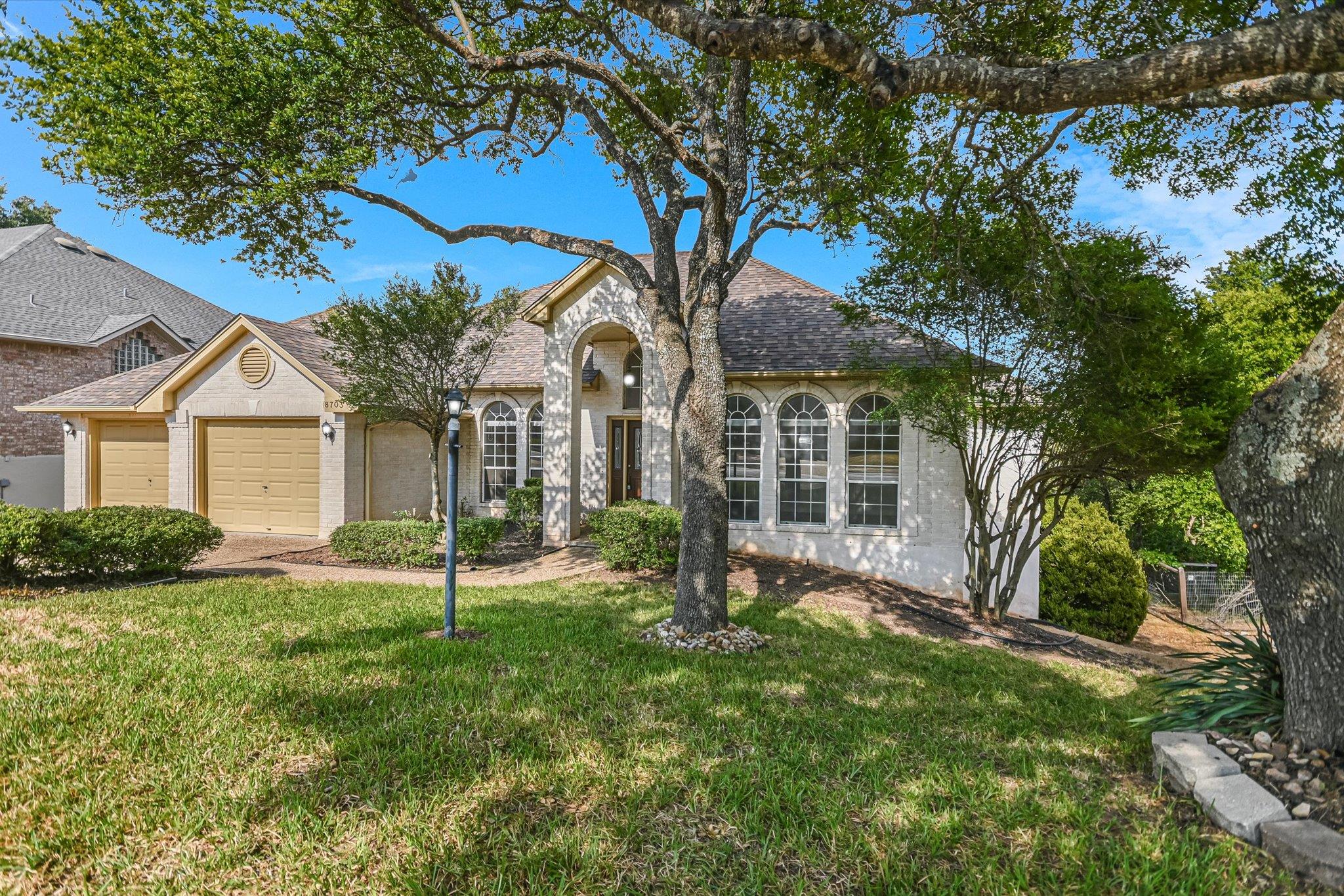 8703  Bluegrass Dr