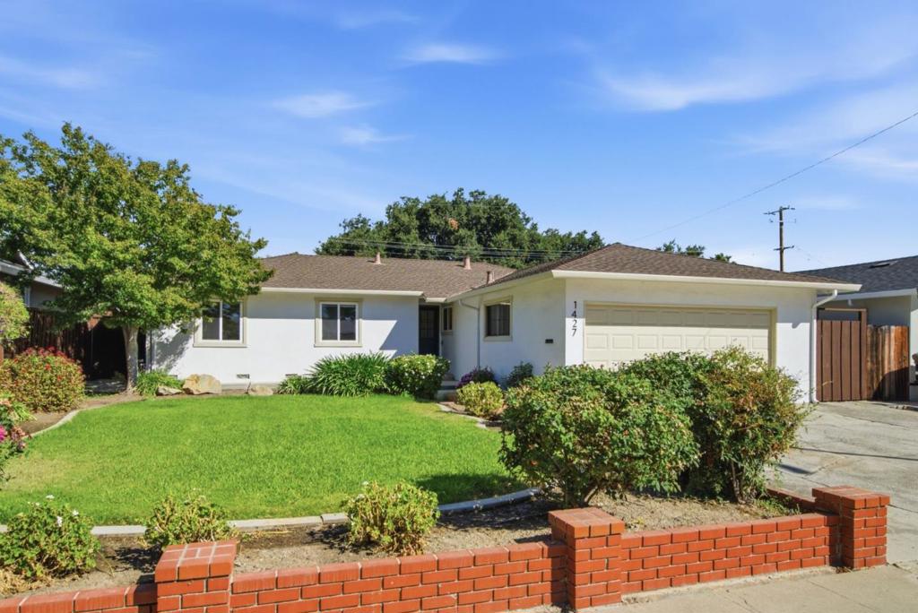 1427 Kimberly Drive