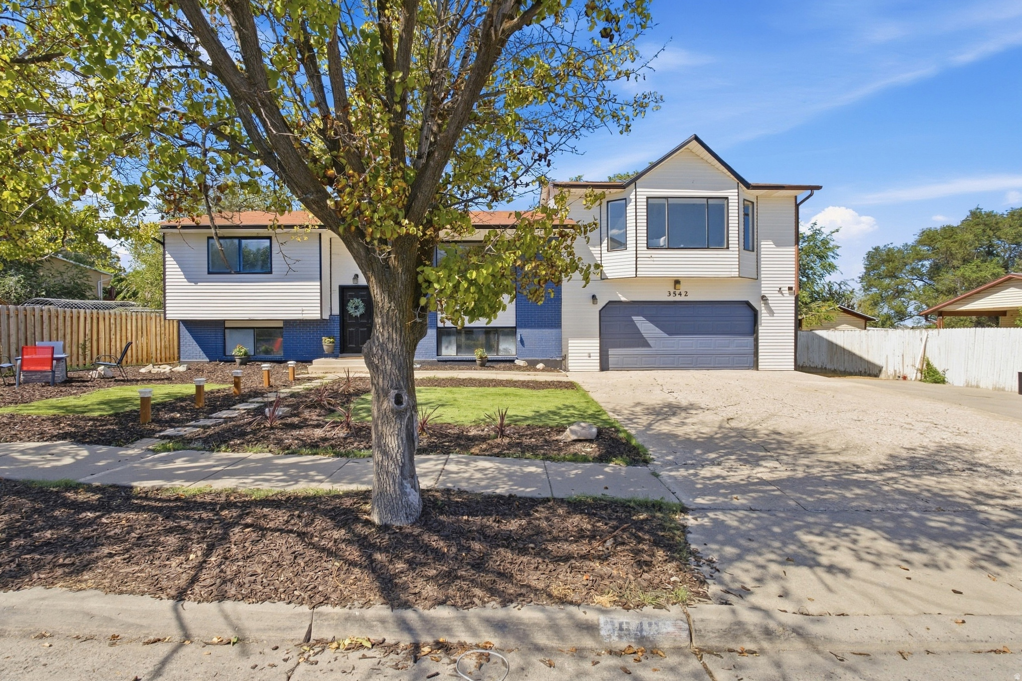 3542 S TOOLSON DR