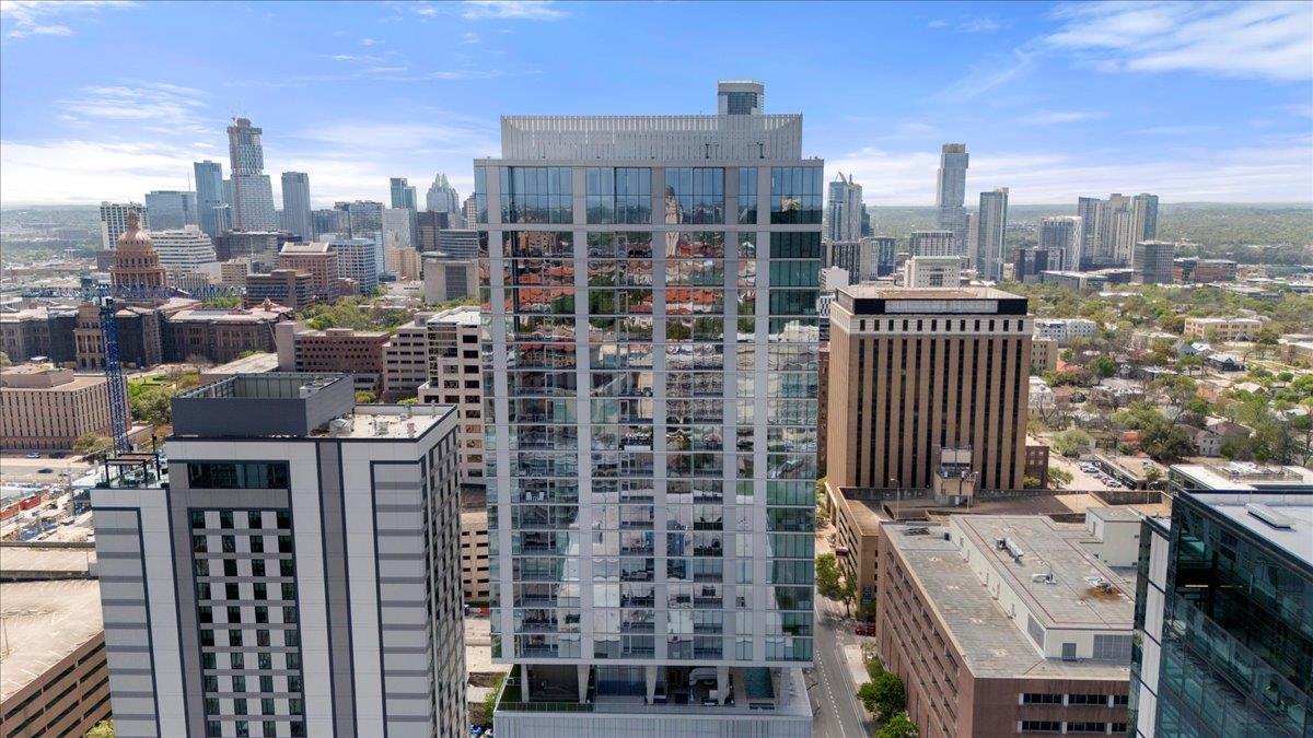 313 W 17th St  #2305