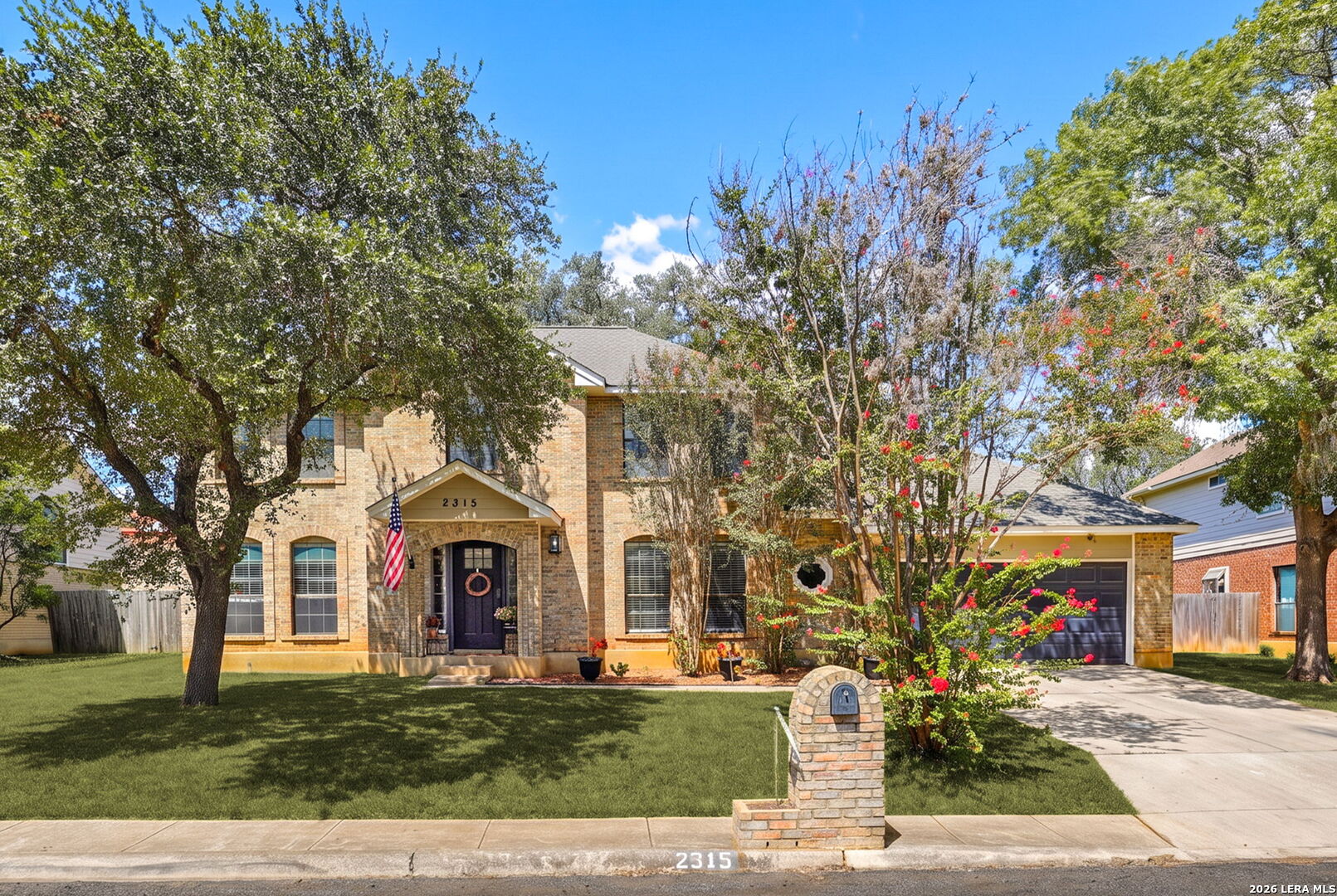 2315 Encino Point