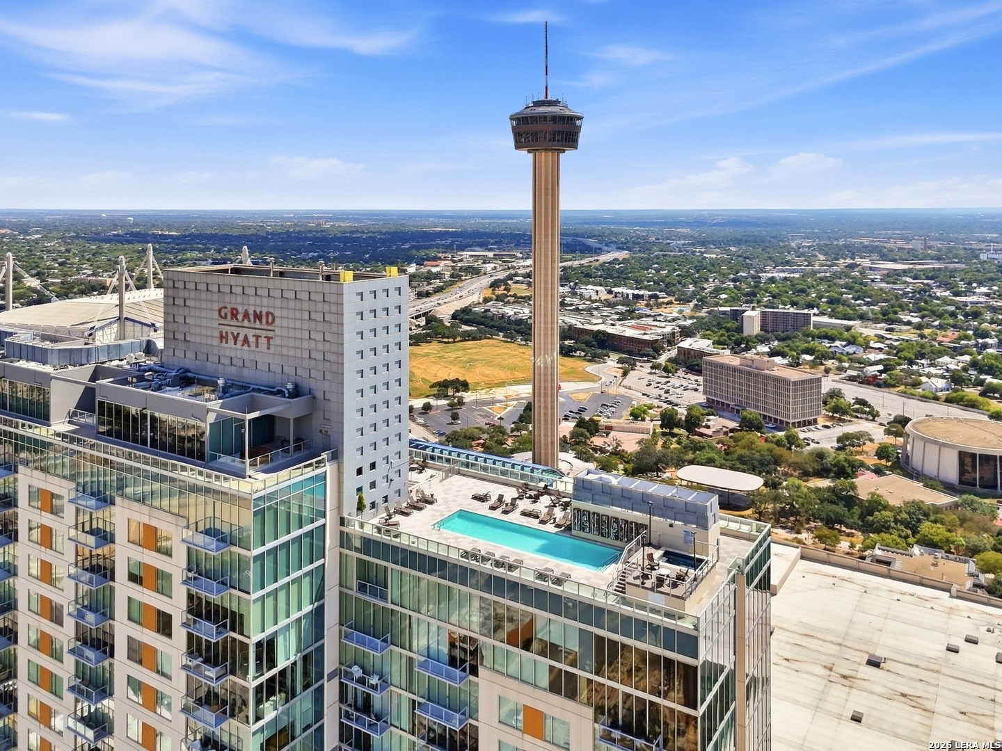 610 E Market