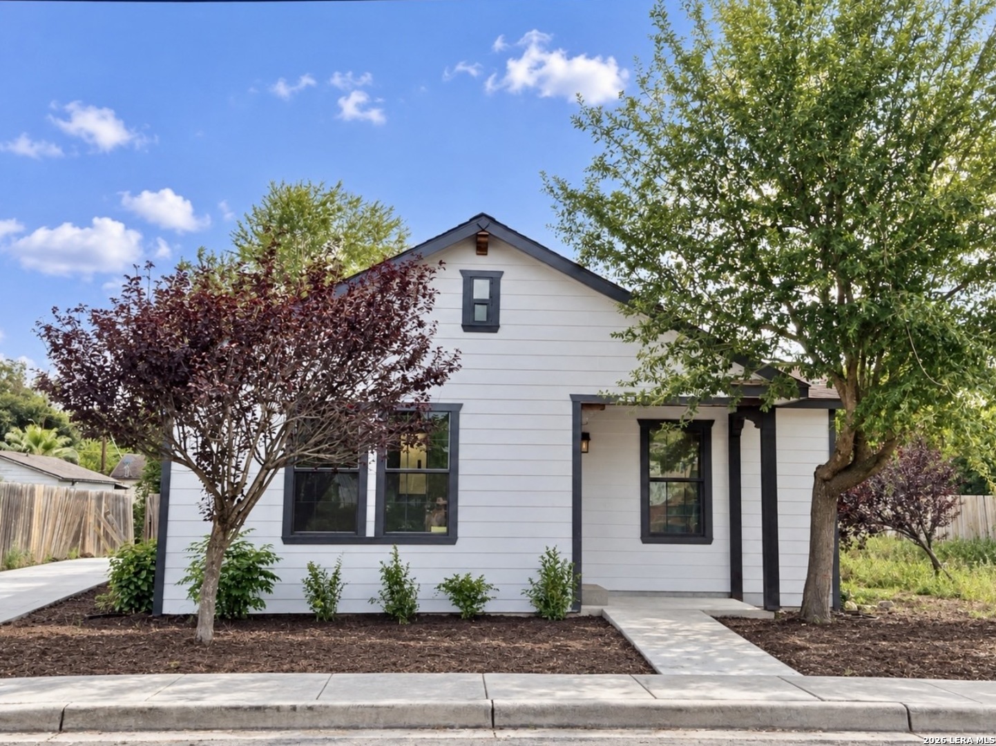 910 POTOMAC