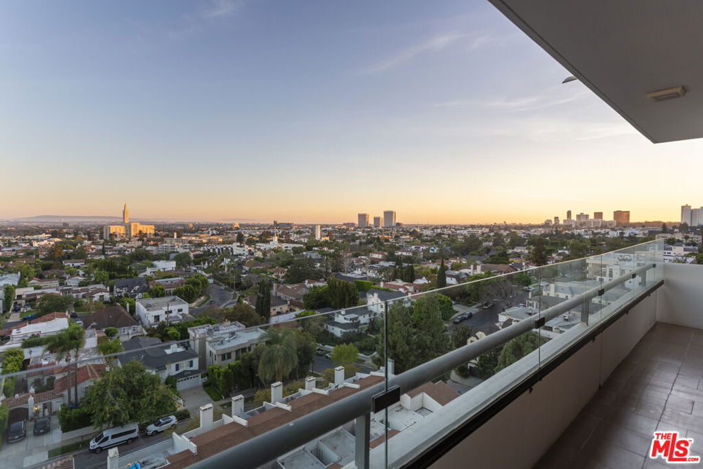 10660 Wilshire Boulevard 1207