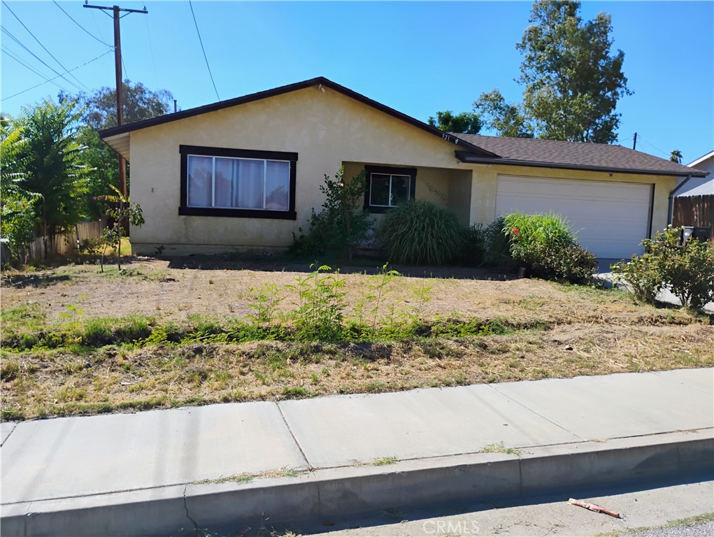 321 Park, Banning, CA 92220 — photo 1