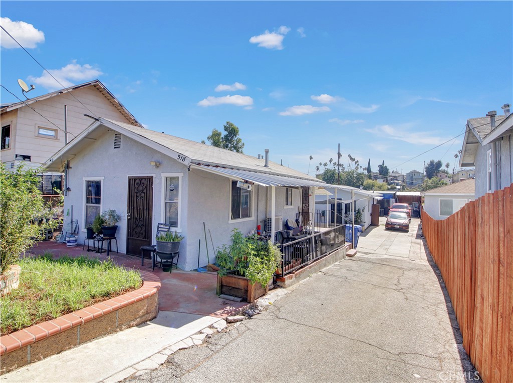 518 S Concord