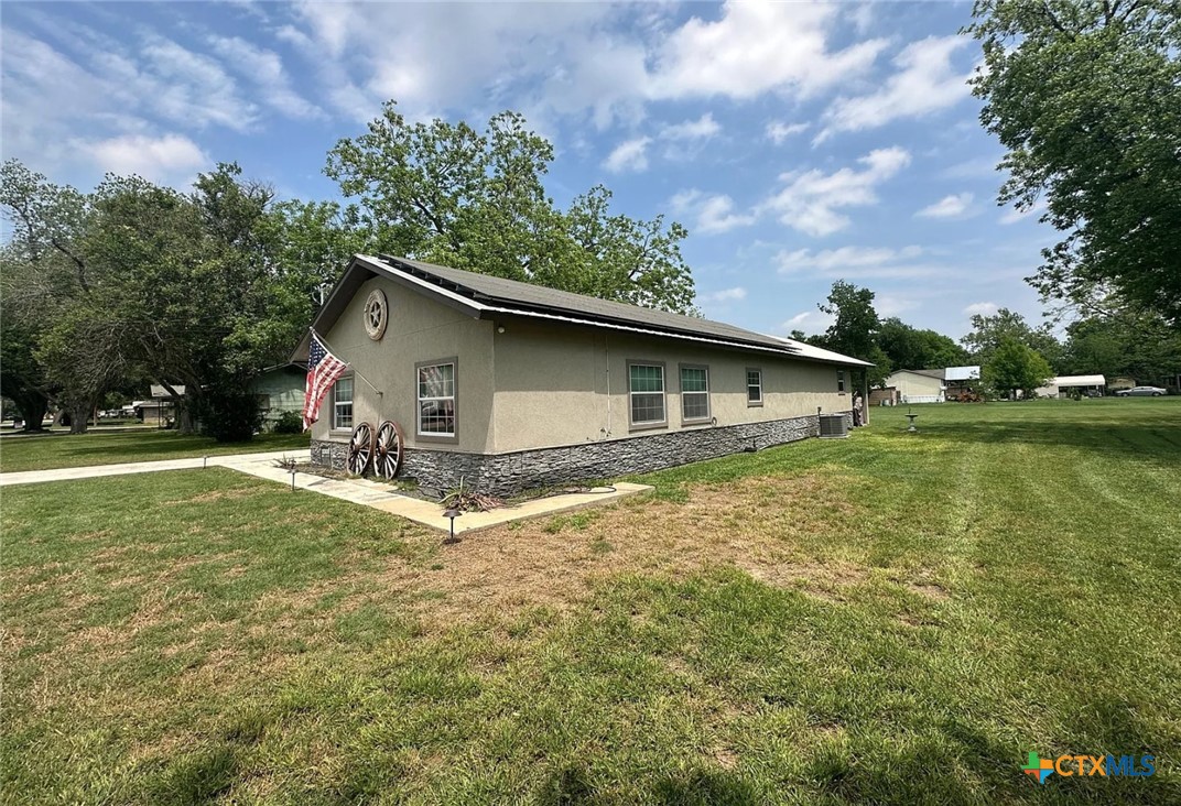 509 Reiley Road, Seguin, TX 78155 — photo 1