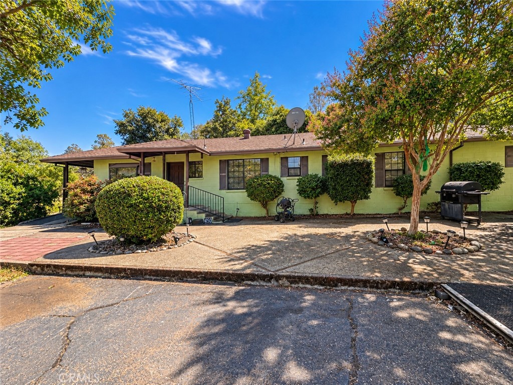 450 Oakvale
