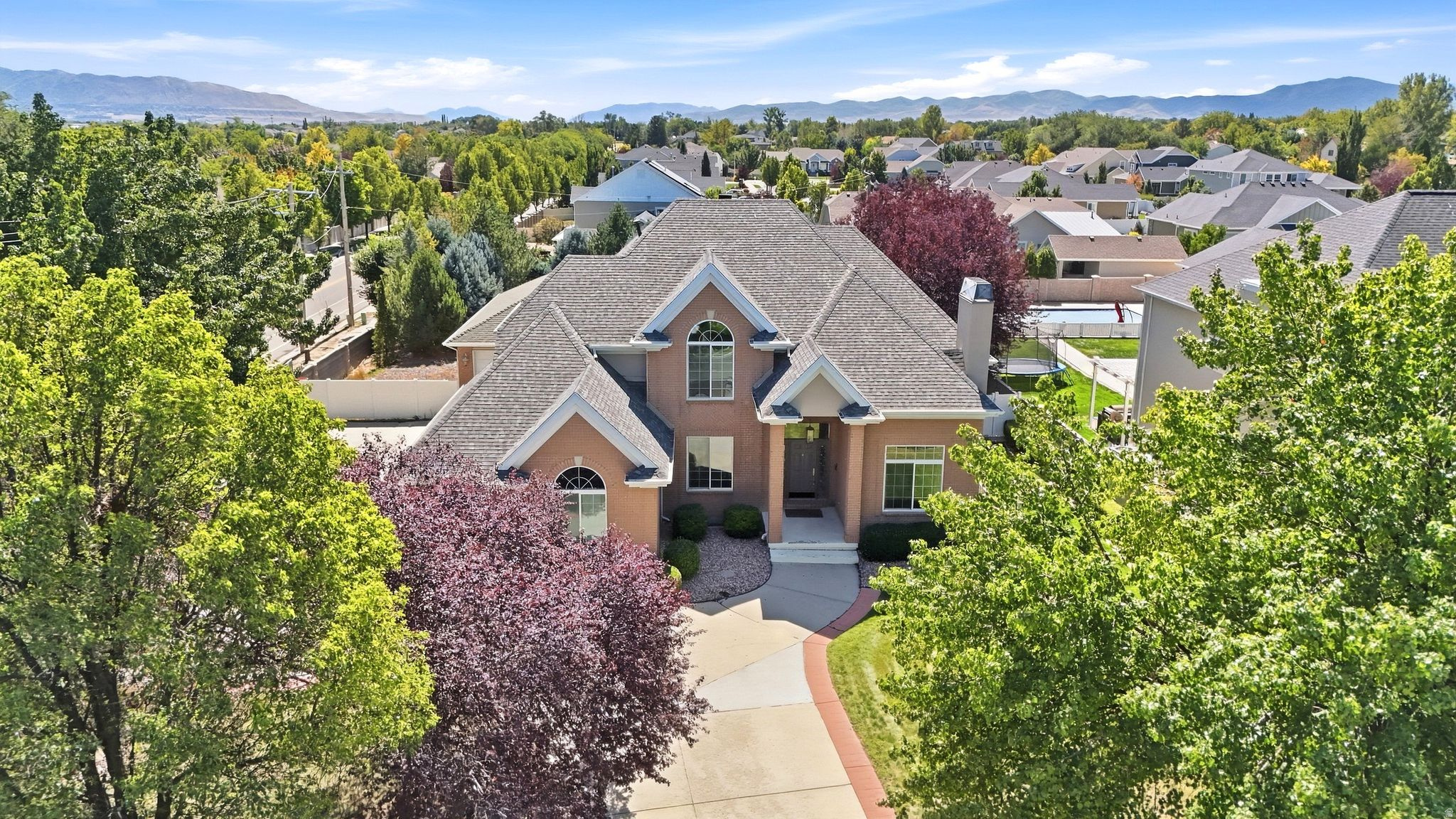 2217 W KENSINGTON PARK DR, West Jordan, UT 84088 — photo 1