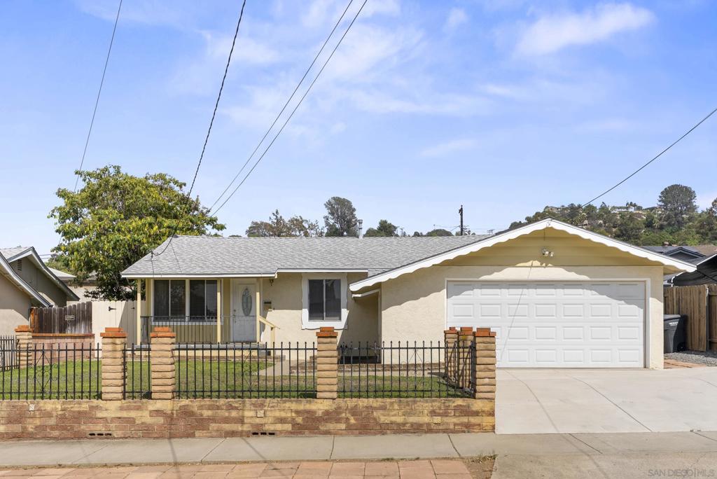 1039 Alveda Ave, El Cajon, CA 92019 — photo 1