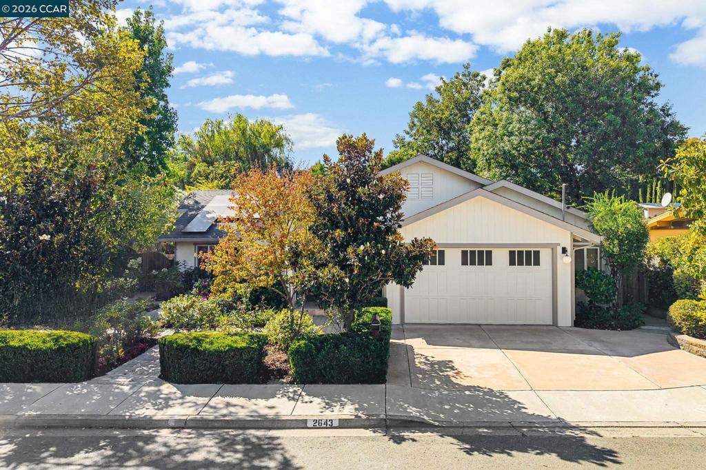 2643 Buena Vista Ave