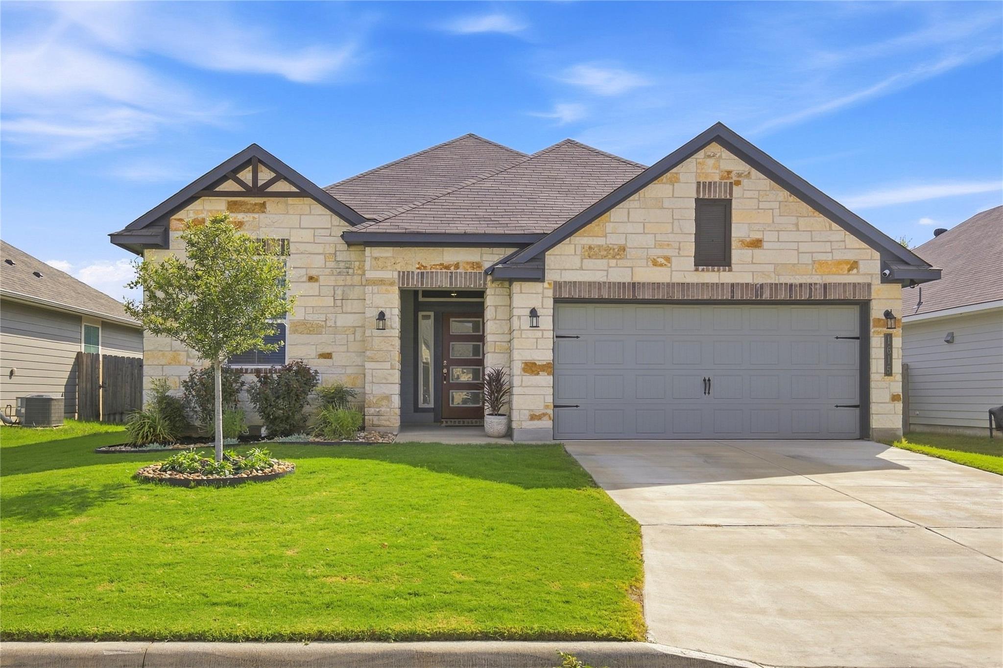 1615  Wellborn Dr