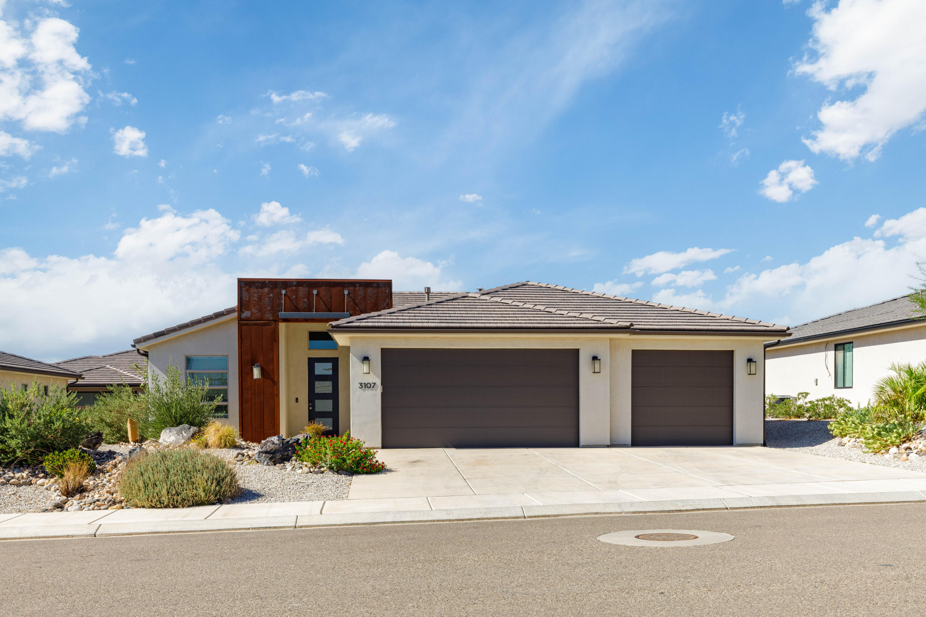 3107 E Lavatera DR, St George, UT 84790