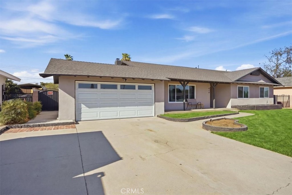 418 E Margarita Road