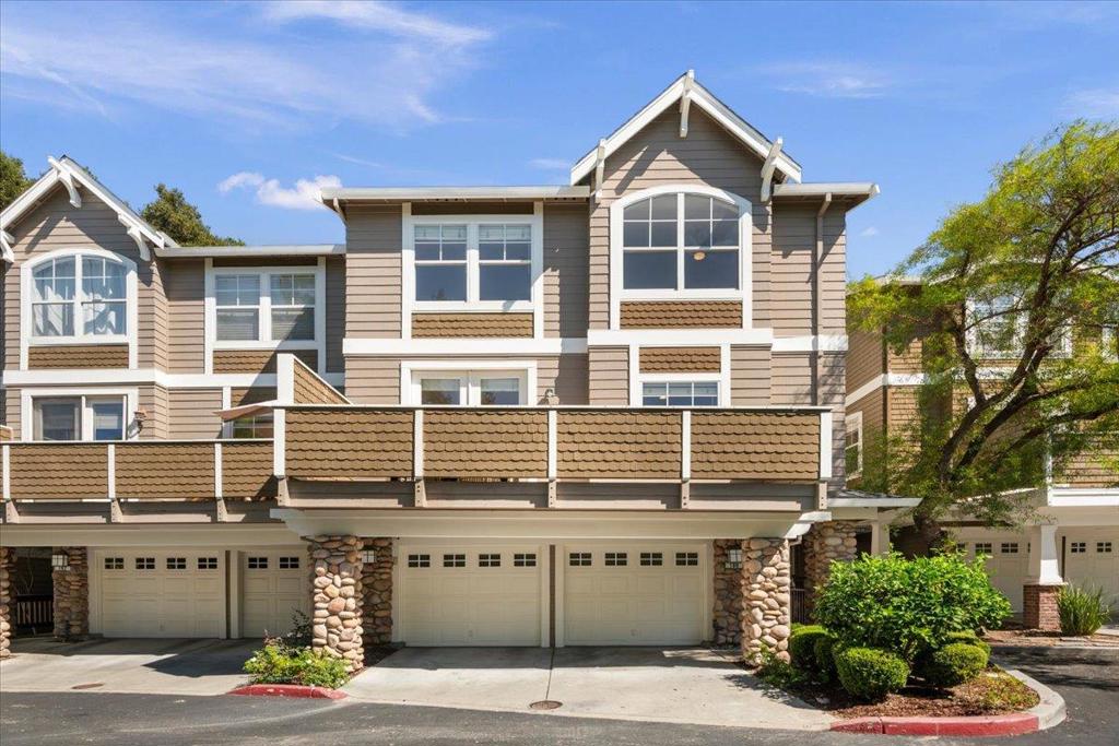 160 Maggi Court